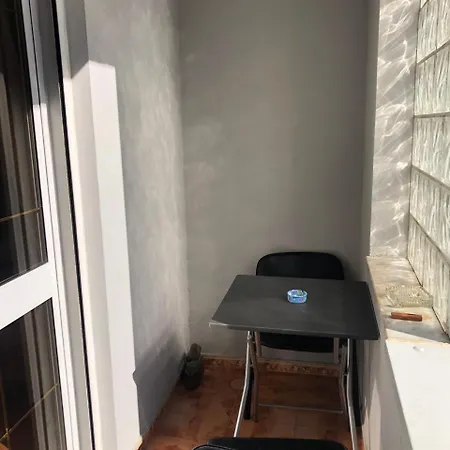 Daire Sweet Wilson Square Tiran