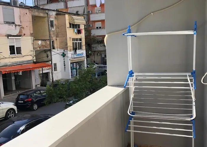 Sweet Wilson Square Τίρανα