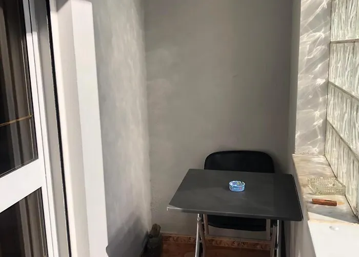 アパート Sweet Wilson Square ティラナ